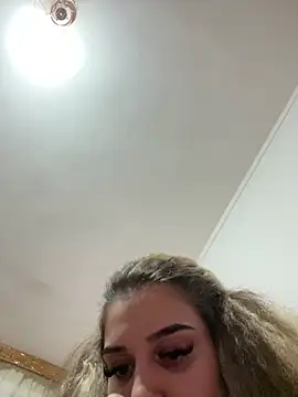 CrazyJessika online show from March 18, 2026, 9:40 pm