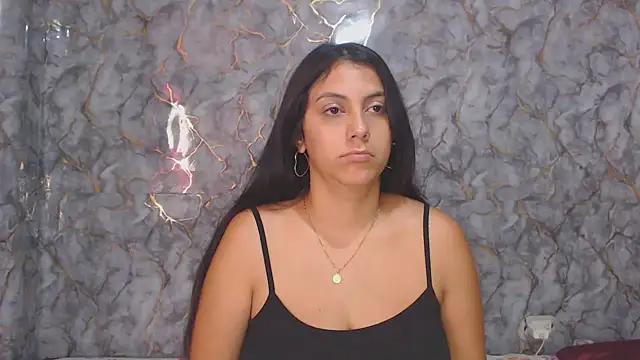 miarouse1531 online show from April 6, 2026, 3:02 pm