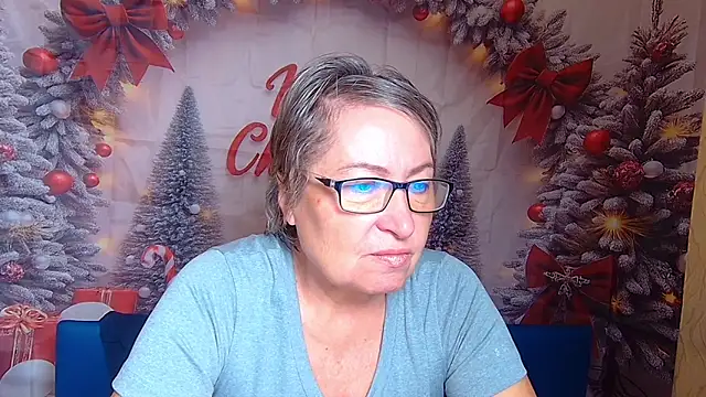 OlgaLuck online show from December 15, 2025, 6:17 am