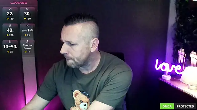 Snapshot of Hunter_Fl chatting on November 27, 2025, 5:04 pm Hunter Fl online show from November 27, 2025, 5:04 pm