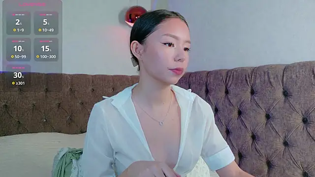Snapshot of Lina_lust_ chatting on August 7, 2026, 9:33 am Lina lust online show from August 7, 2026, 9:33 am