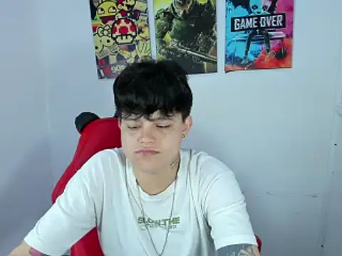 Snapshot of _ian_sweet chatting on November 28, 2025, 7:27 pm ian sweet online show from November 28, 2025, 7:27 pm