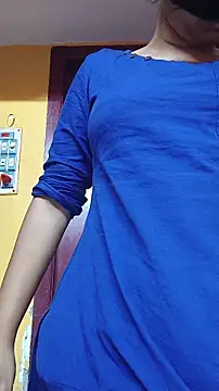 Snapshot of SameeraReddy19 chatting on May 14, 2026, 10:22 am SameeraReddy19 online show from May 14, 2026, 10:22 am