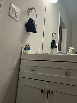 aquatoflora online show from November 24, 2025, 12:32 am