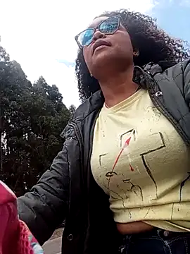 MaayaFonseca online show from December 16, 2025, 5:29 pm