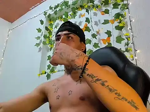 Snapshot of beatandtalk chatting on November 25, 2025, 7:08 am beatandtalk online show from November 25, 2025, 7:08 am