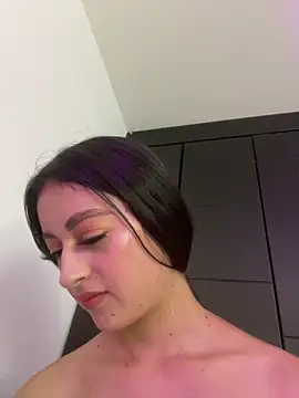 Snapshot of SOL_EF chatting on December 13, 2025, 8:58 pm SOL EF online show from December 13, 2025, 8:58 pm