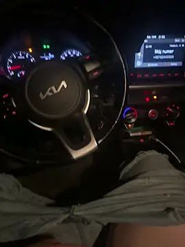 openmind30 online show from April 18, 2026, 8:53 pm