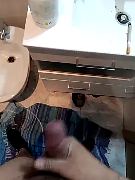 Bebito0077 online show from April 27, 2026, 3:32 pm