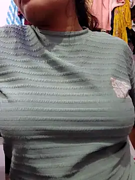 Snapshot of Hot_hania chatting on November 30, 2025, 3:05 pm Hot hania online show from November 30, 2025, 3:05 pm