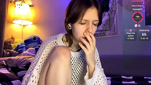 Snapshot of FairyLuna chatting on November 28, 2025, 11:07 pm FairyLuna online show from November 28, 2025, 11:07 pm