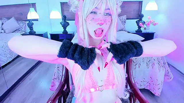 AkiraKurosei online show from July 21, 2026, 4:37 am