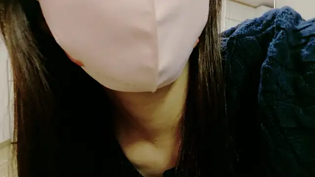 alicechan v online show from July 15, 2026, 11:37 am