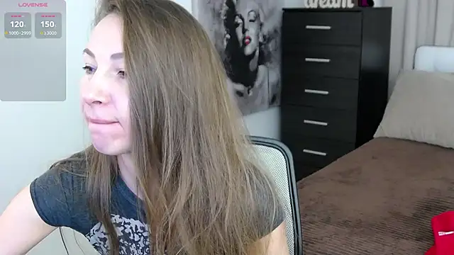 Snapshot of Brandy_Gem chatting on February 26, 2026, 7:40 am Brandy Gem online show from February 26, 2026, 7:40 am