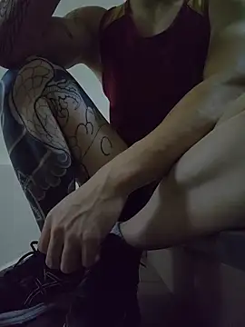 Snapshot of Valerious180 chatting on February 13, 2026, 5:20 pm Valerious180 online show from February 13, 2026, 5:20 pm