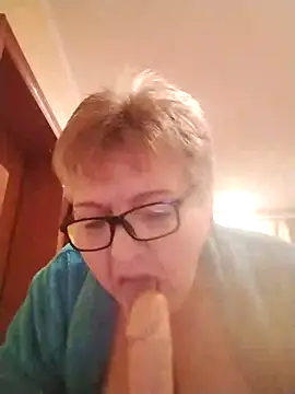 Snapshot of MillanaOcean chatting on November 27, 2025, 4:42 pm MillanaOcean online show from November 27, 2025, 4:42 pm