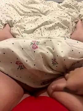 Snapshot of sluttybabex chatting on November 23, 2025, 1:49 am sluttybabex online show from November 23, 2025, 1:49 am