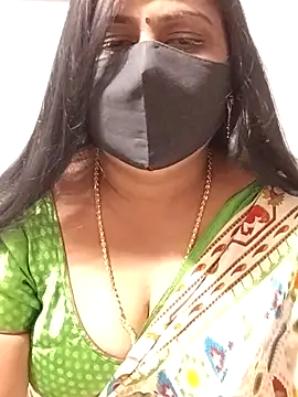 Snapshot of Finleyrose chatting on December 4, 2025, 10:13 am Finleyrose online show from December 4, 2025, 10:13 am