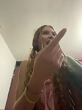 Labby18 online show from December 19, 2025, 3:24 am