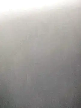 Snapshot of Koma001 chatting on November 27, 2025, 7:54 am Koma001 online show from November 27, 2025, 7:54 am