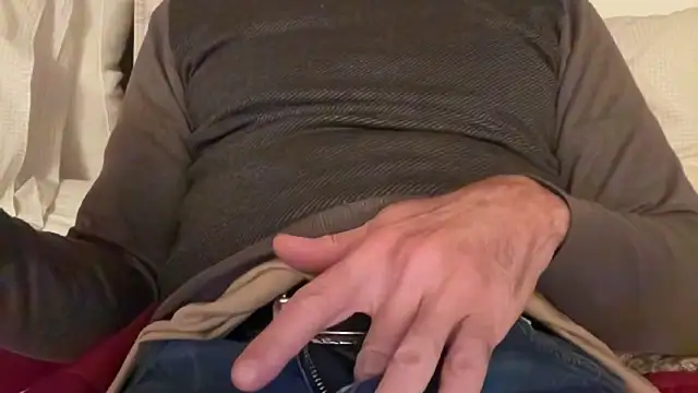 Snapshot of SimonZydar chatting on November 30, 2025, 9:41 pm SimonZydar online show from November 30, 2025, 9:41 pm