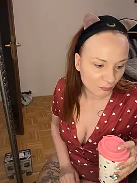 Fiebie licios online show from January 15, 2026, 5:45 am