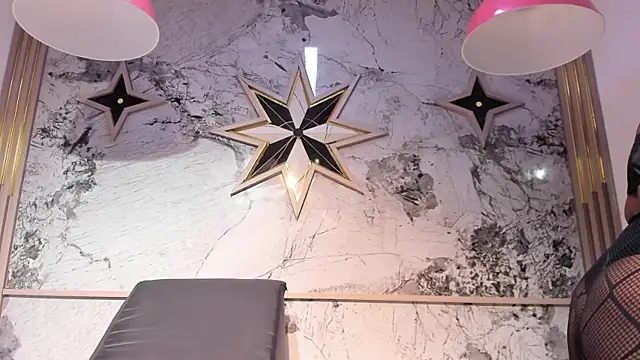 ZoeCollin online show from February 12, 2026, 7:42 pm