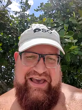 Snapshot of BigBearforCuddles chatting on May 13, 2026, 5:43 pm BigBearforCuddles online show from May 13, 2026, 5:43 pm