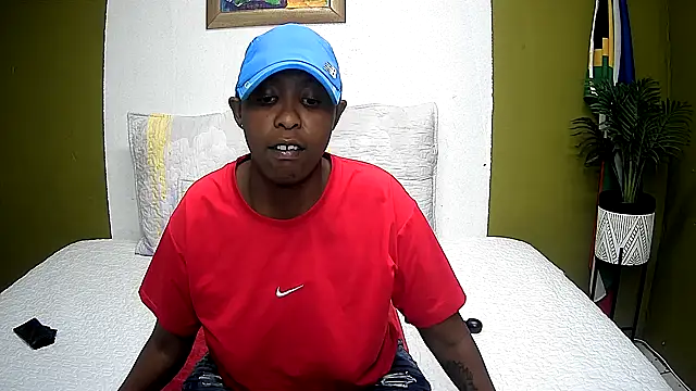 Snapshot of SexyCurves9 chatting on June 13, 2026, 9:46 pm SexyCurves9 online show from June 13, 2026, 9:46 pm