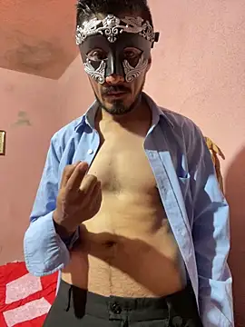 maxitravieso online show from April 11, 2026, 11:53 pm