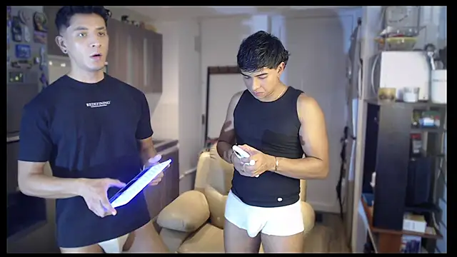 Snapshot of soyleonardo1 chatting on November 28, 2025, 6:49 am soyleonardo1 online show from November 28, 2025, 6:49 am