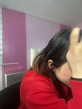 MaddieHunter online show from January 14, 2026, 1:50 pm