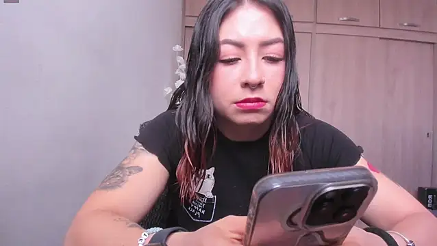 Snapshot of MaddieHunter chatting on July 26, 2026, 3:30 pm MaddieHunter online show from July 26, 2026, 3:30 pm