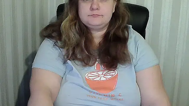 Snapshot of HarmonyKareraa chatting on November 28, 2025, 7:33 am HarmonyKareraa online show from November 28, 2025, 7:33 am