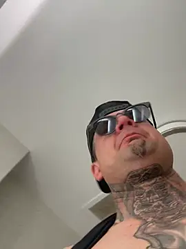 JSizzle13 online show from April 2, 2026, 3:37 am