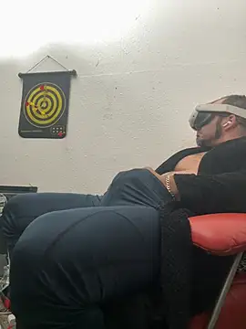 Snapshot of 2addictivelyhorny chatting on January 18, 2026, 1:26 pm 2addictivelyhorny online show from January 18, 2026, 1:26 pm