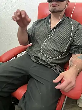 2addictivelyhorny online show from March 8, 2026, 6:17 am