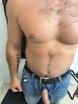 2addictivelyhorny online show from July 21, 2026, 5:10 am
