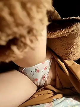 Snapshot of LianLaz chatting on November 28, 2025, 10:01 pm LianLaz online show from November 28, 2025, 10:01 pm