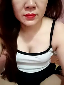 Lily-ross22 online show from July 18, 2026, 3:16 pm