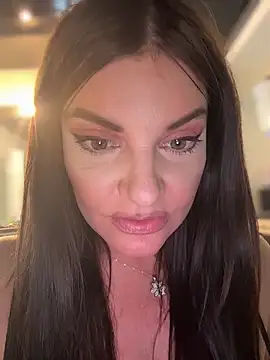 JessicaFlame online show from April 4, 2026, 12:42 am