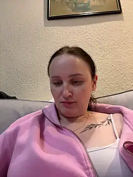 TomilaSi online show from February 7, 2026, 9:07 pm