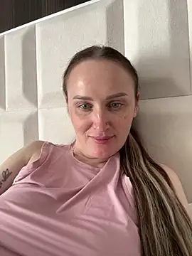 TomilaSi online show from April 18, 2026, 12:20 pm