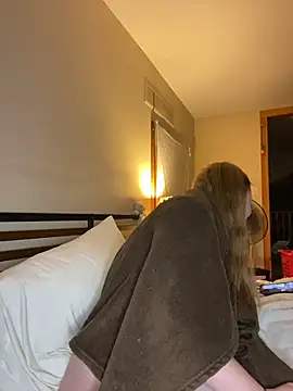 SmirkFans online show from February 3, 2026, 5:27 am