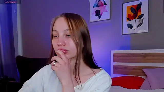 Snapshot of lally_cute chatting on February 28, 2026, 11:22 am lally cute online show from February 28, 2026, 11:22 am