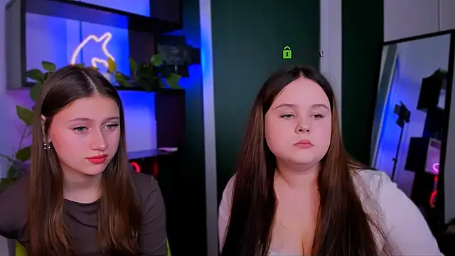 candy flossie1 online show from March 30, 2026, 6:42 pm