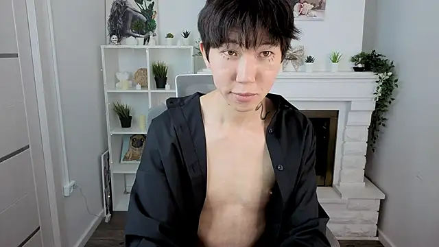 Snapshot of YugoAsian chatting on November 28, 2025, 12:41 pm YugoAsian online show from November 28, 2025, 12:41 pm