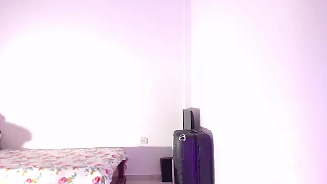 Snapshot of AmayaVale chatting on March 5, 2026, 10:17 pm AmayaVale online show from March 5, 2026, 10:17 pm