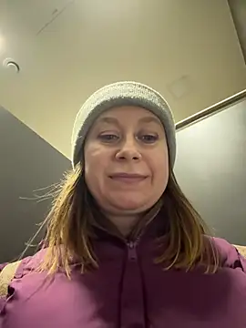 Brooke lover online show from March 14, 2026, 6:52 am