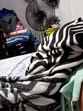 culona2417 online show from January 8, 2026, 9:55 am